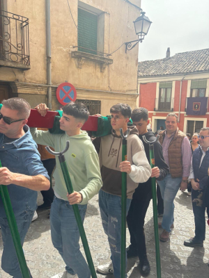 Puesta en andas 2024